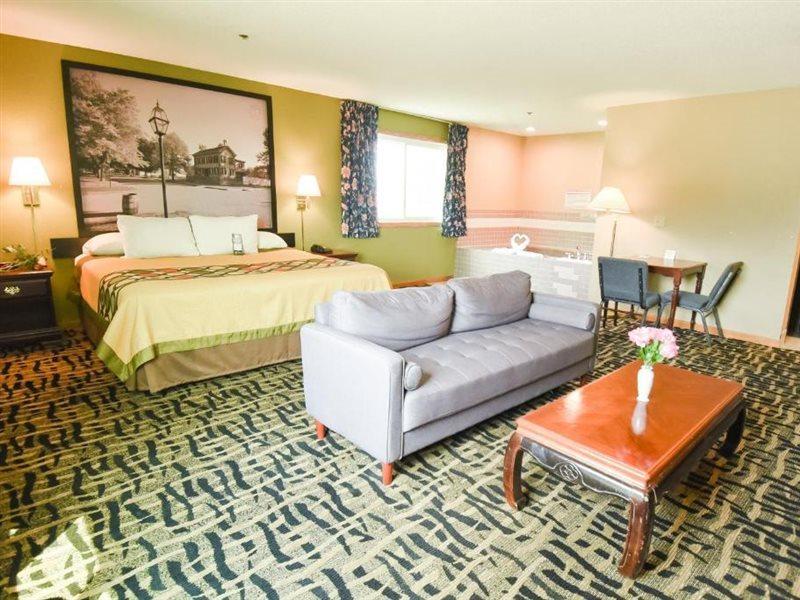 Super 8 By Wyndham Mclean/Bloomington Sw Motel Bagian luar foto
